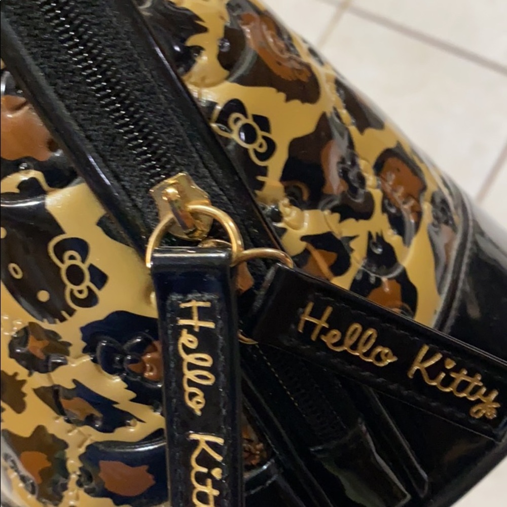 Large Hello Kitty Leopard Print. - image 3